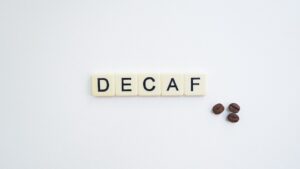 decaffeinato-mp-300x169 Caffè a Basso Contenuto di Caffeina: Le Nuove Prospettive dell'Industria del Caffè